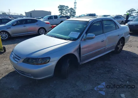 2001 Honda Accord 2.3 Ex из США, поврежденный, VIN 1HGCG55601A124950